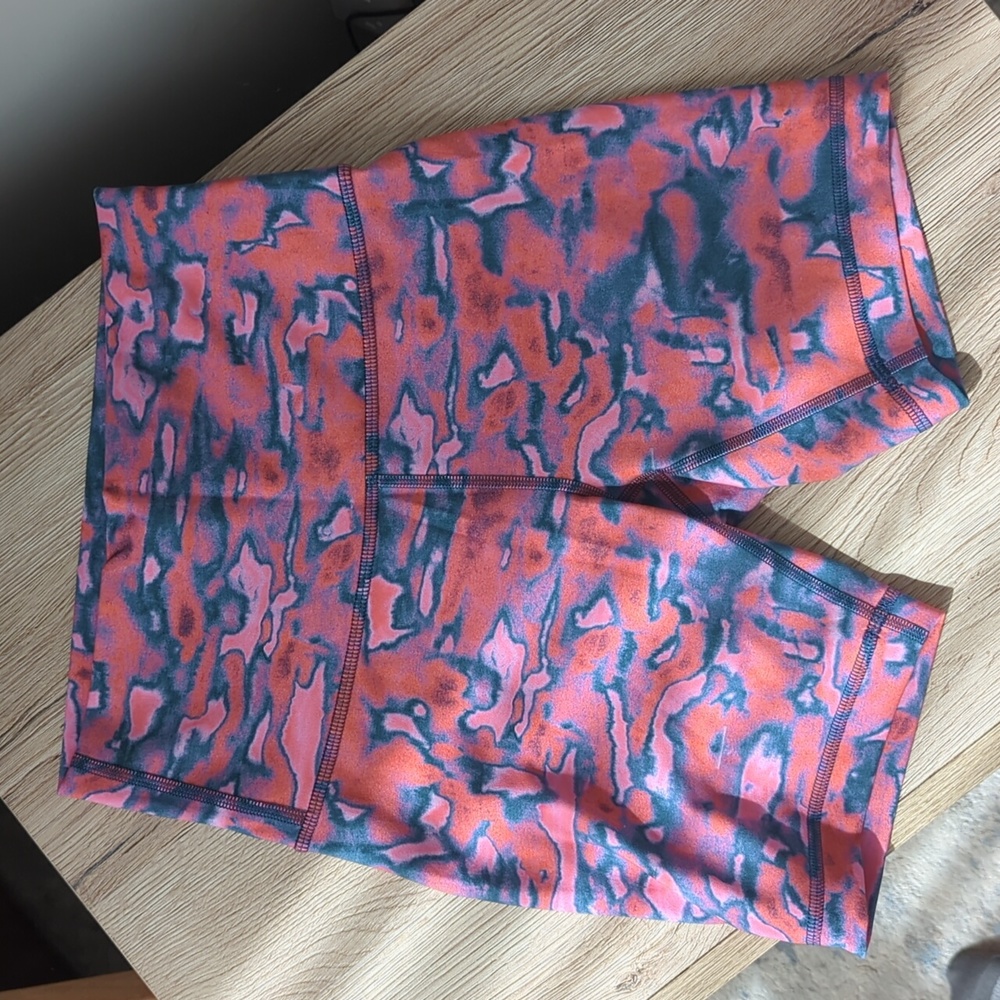 Lululemon align high rise shorts 4"